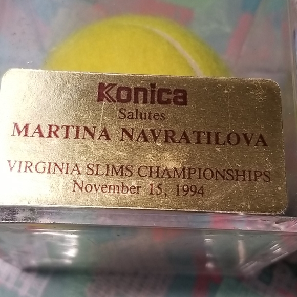 Virginia Slims 1994 Martina Navratilova Tennis - Picture 2 of 3